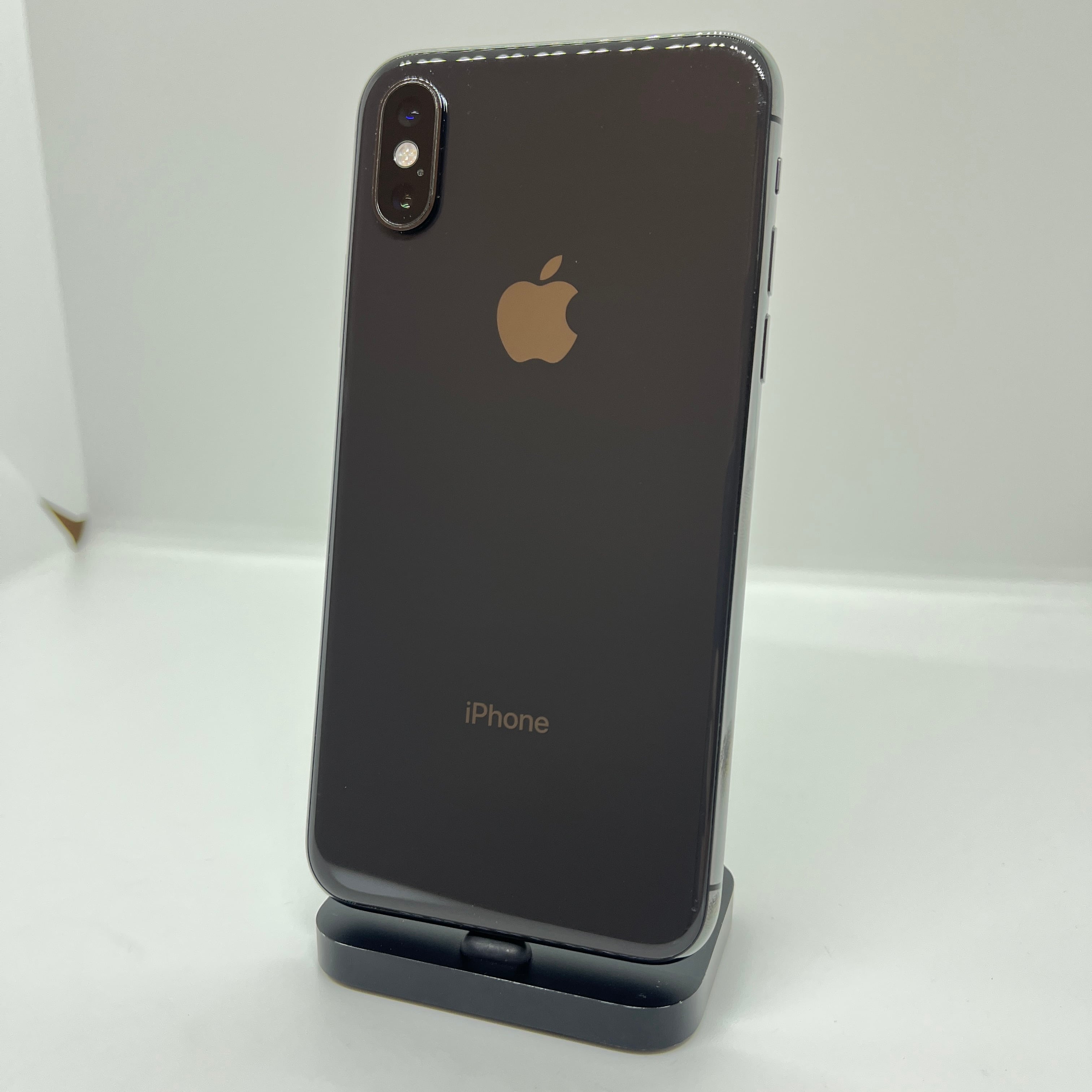 バッテリー最大容量100％】iPhoneXs 256GB ゴールド【SIMロック解除