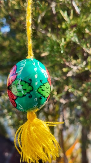 装飾用木製プィサンカ　小（イースターエッグ）　コロミヤモデル　