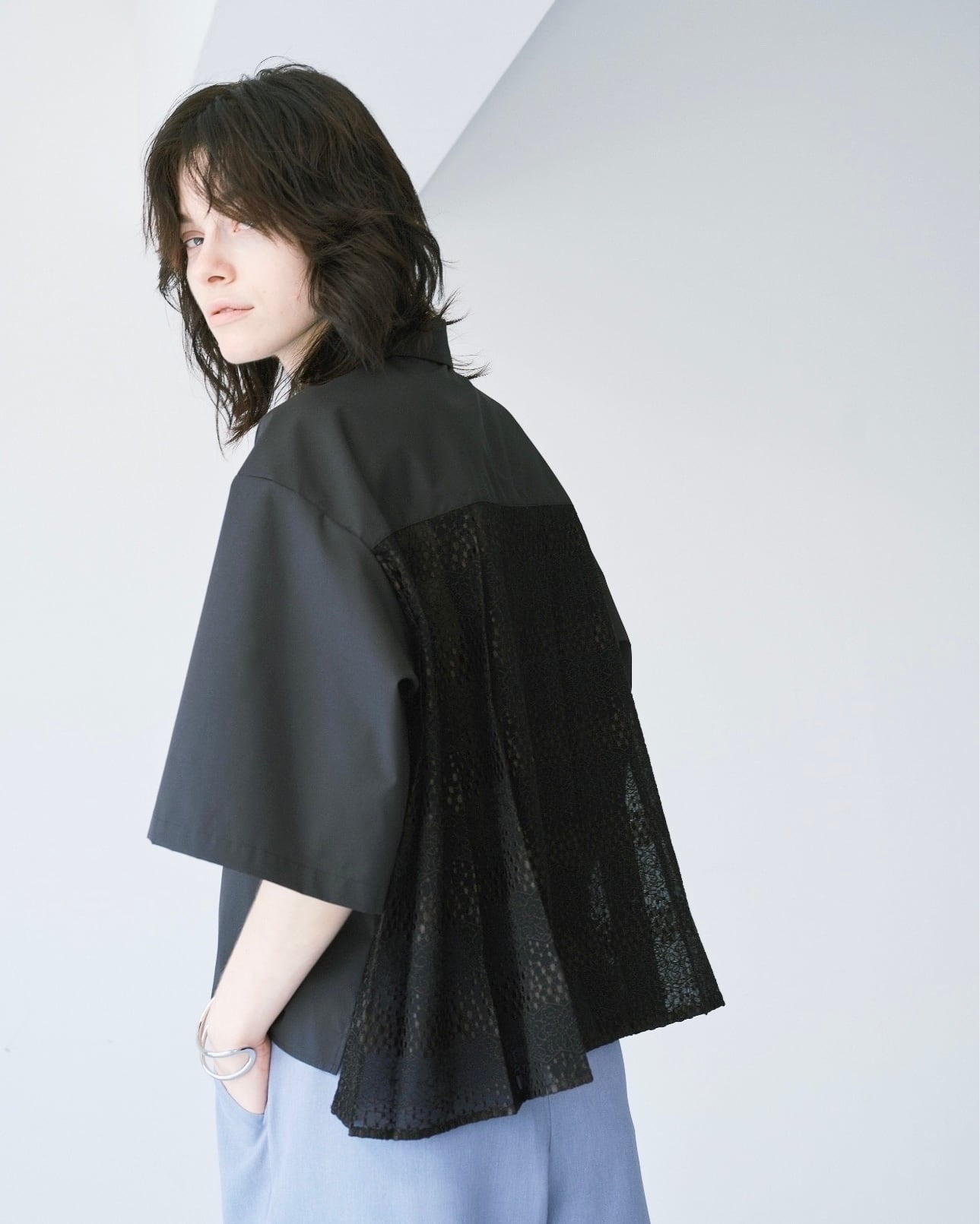 PANORMO/back pleats shirts