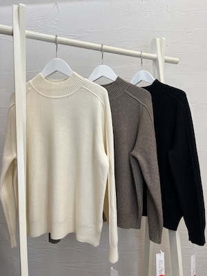 リブハイネックニットトップス