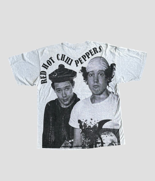 Vintage 90s XL Rock band T-shirt -RED HOT CHILL PEPPERS-