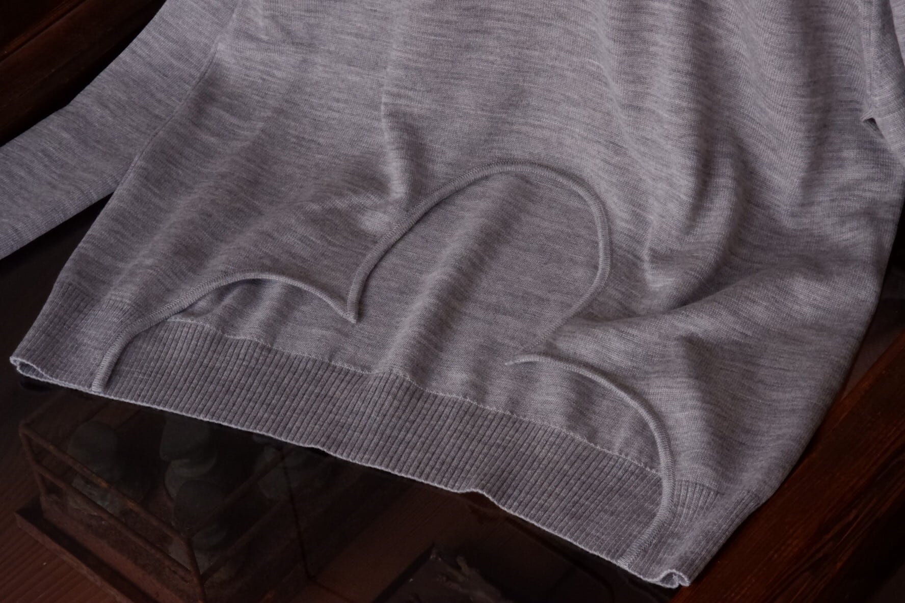 A MACHINE 24-TS(Avg-8.3) / 24-Trump Sweater (Gray) | sieni -Online 
