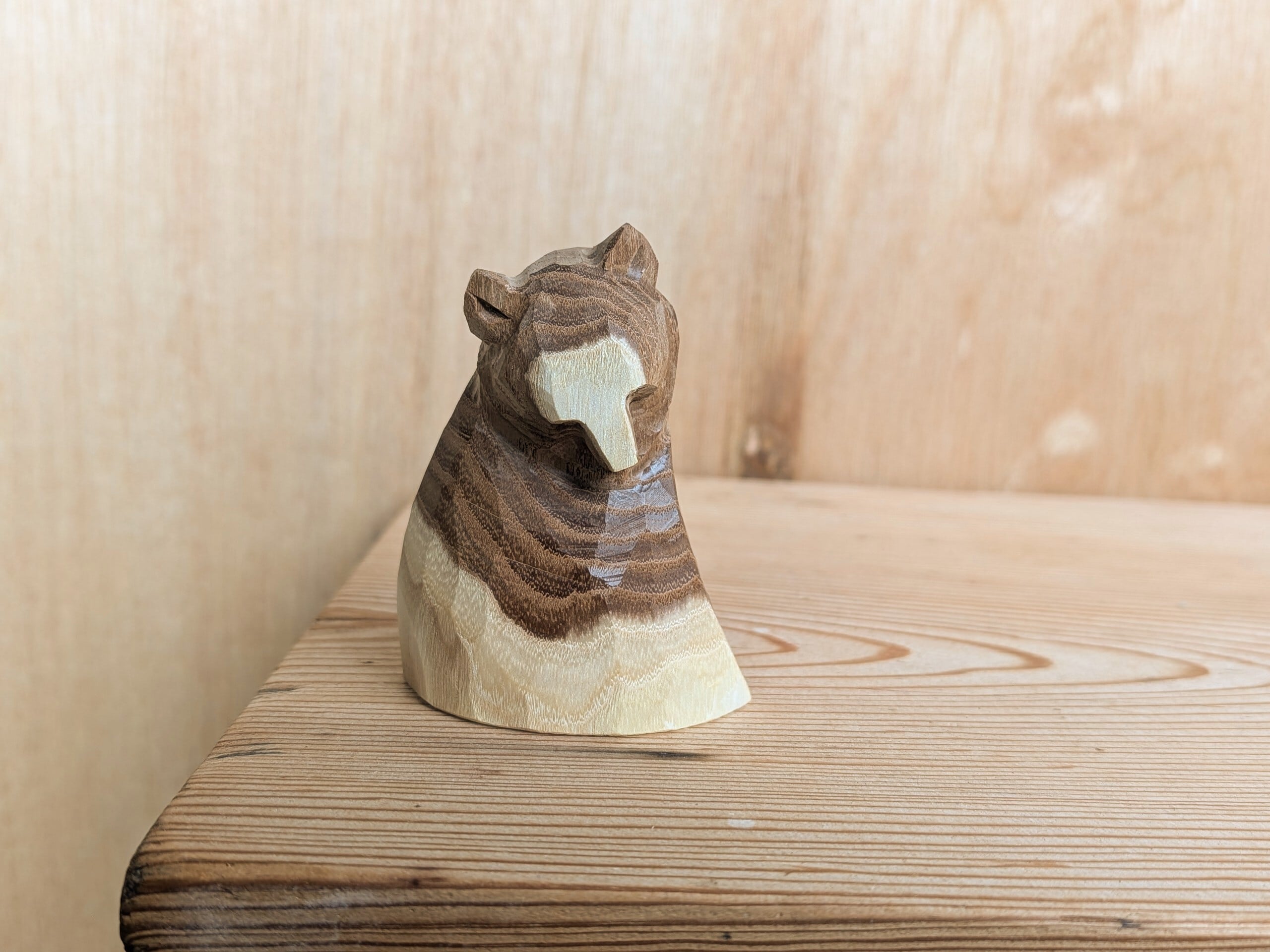 賀上隼敬 上半身の熊 #3 | 木彫りの熊 | inoya | Basic Life Store