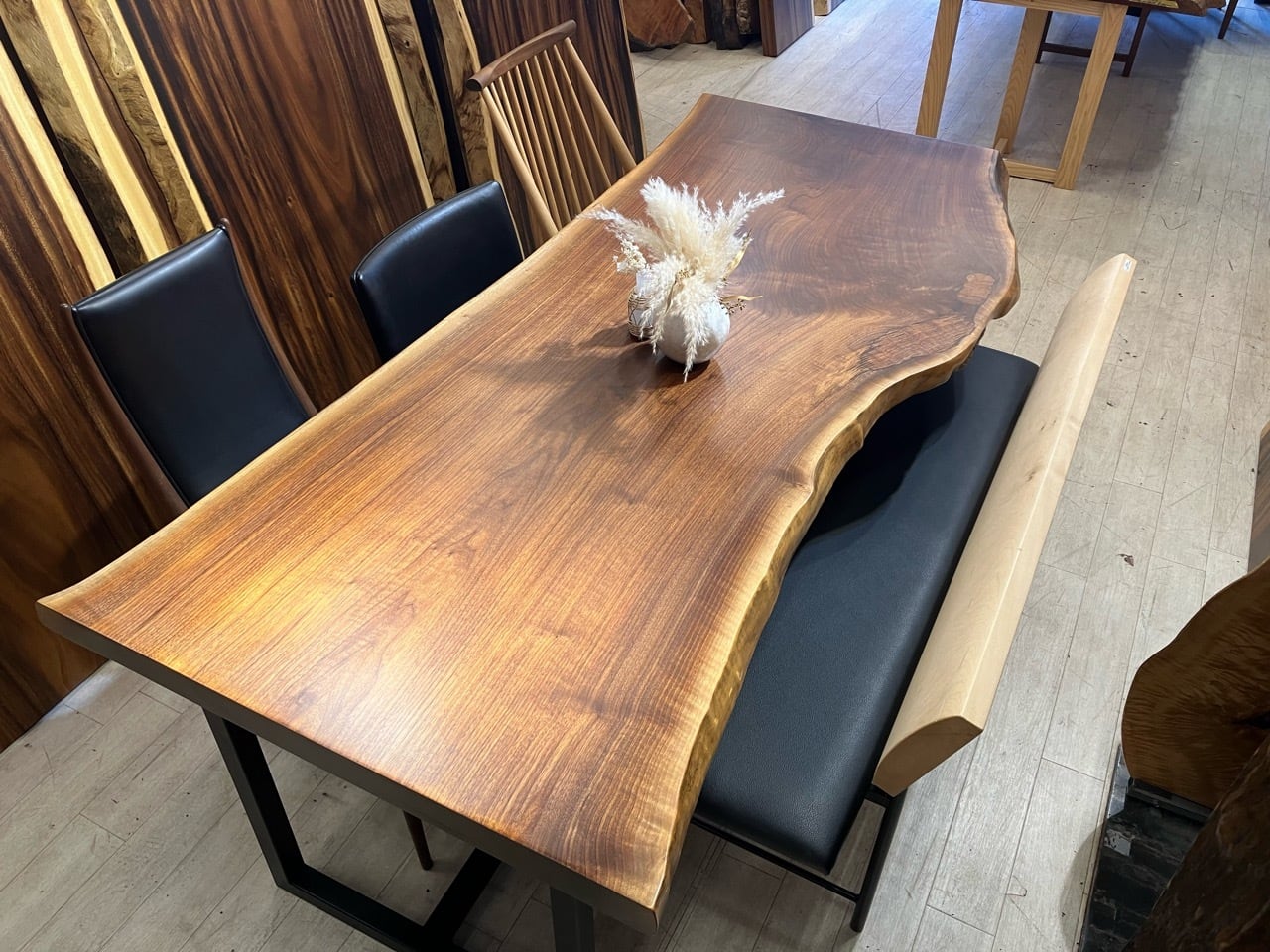 ウォールナット_1950×740-750-870×55_浅草本店_テーブル天板/一枚板