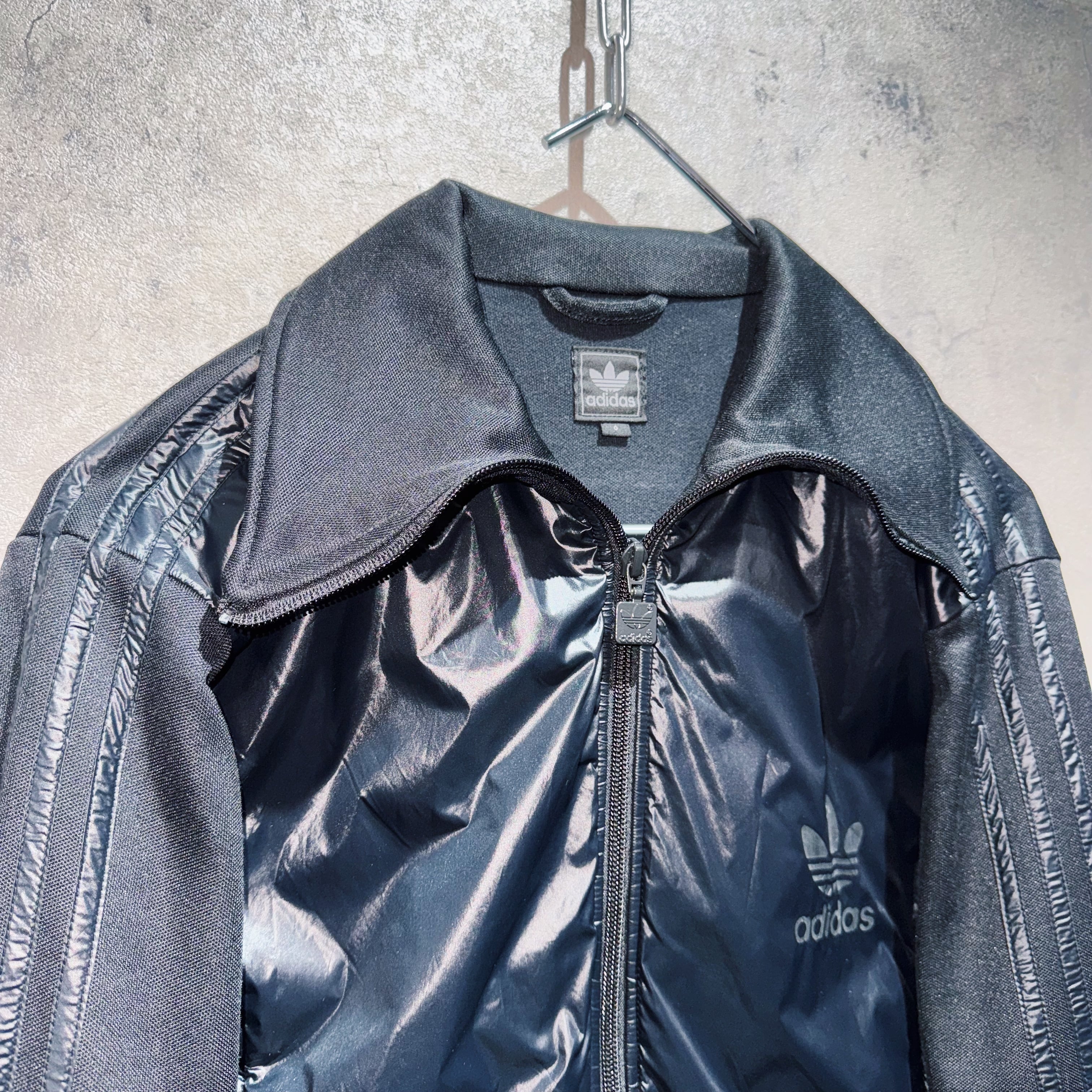 adidas 再構築　テーラードジャケットブラック ADIDAS BOXWEAR BOMBER STYLE LIGHT JACKET (LITE VARSITY