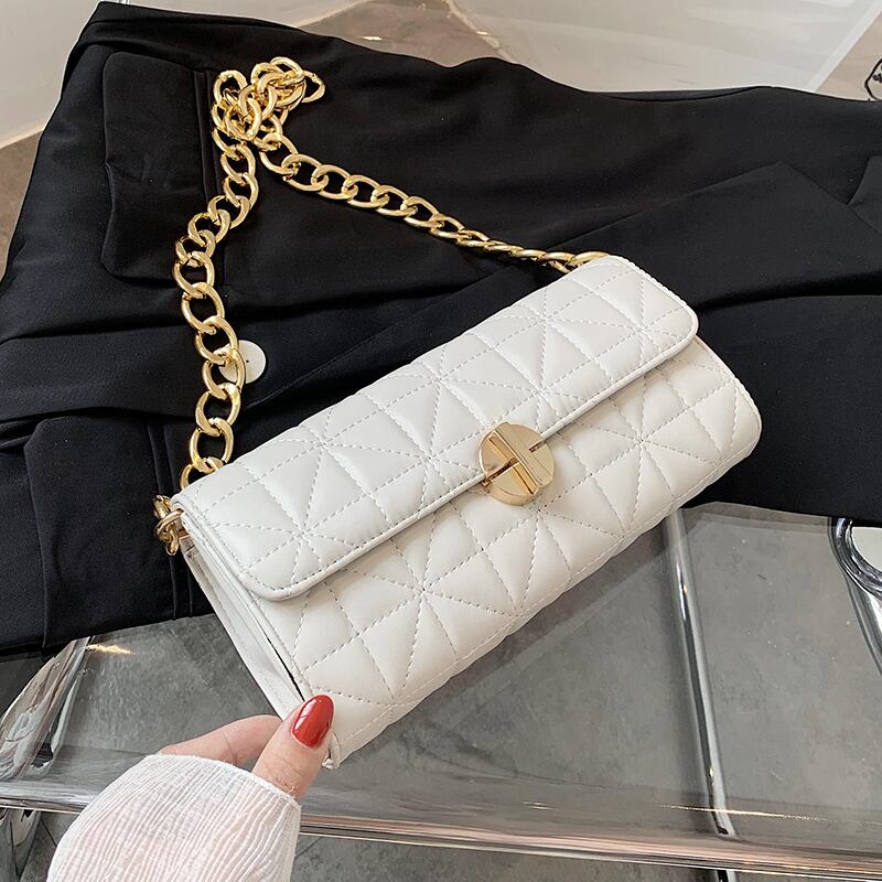 フランスの風合い人気バッグ2020新潮ネット赤刺繍糸レディースショルダーバッグ夏チェーン小スクエアバッグ Tiancai_Wing_Bag7221289