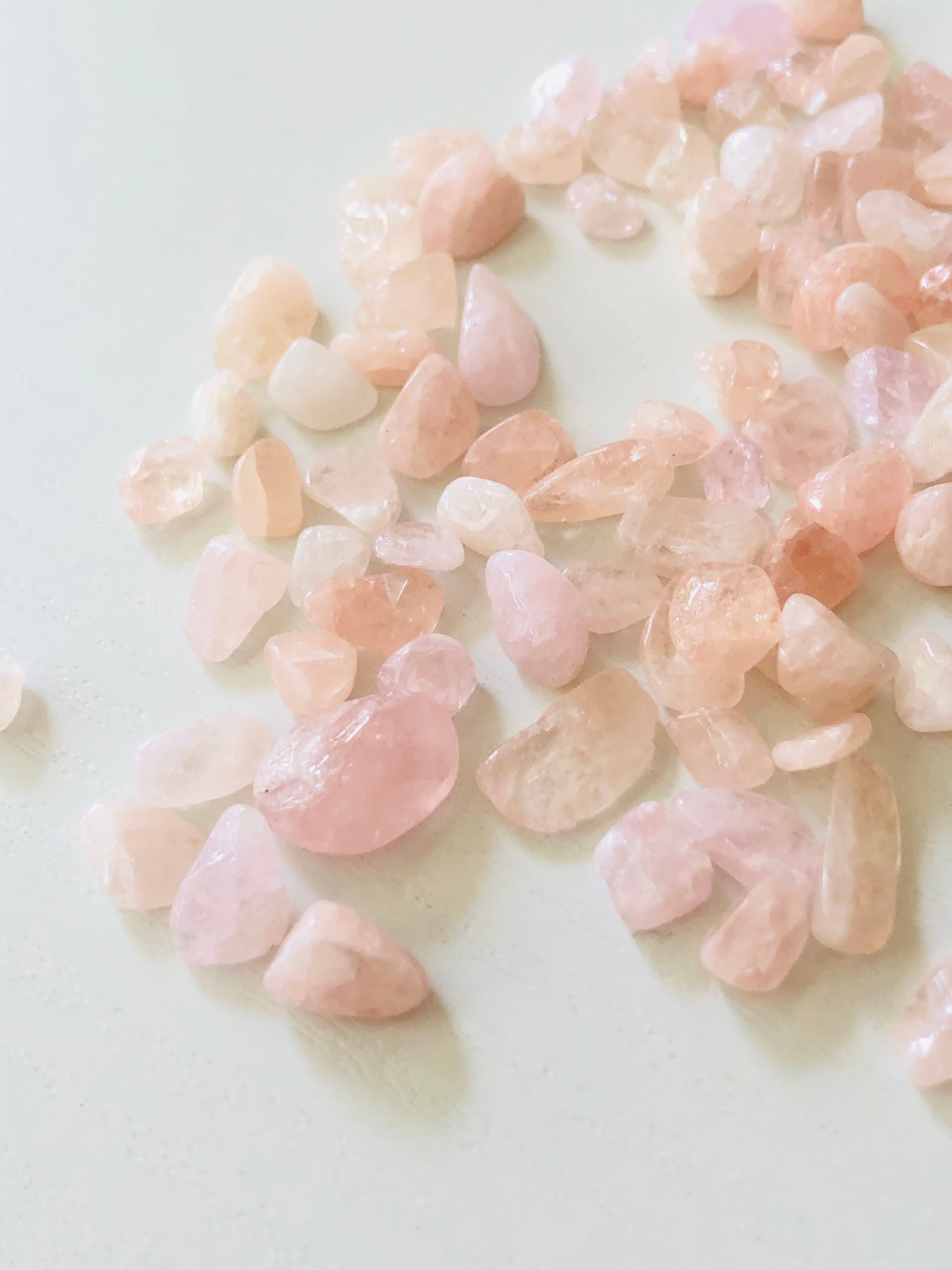 モルガナイトの結晶セット/89個 0f2e16c9f0ddc7c1703b7c7e4ecfeb