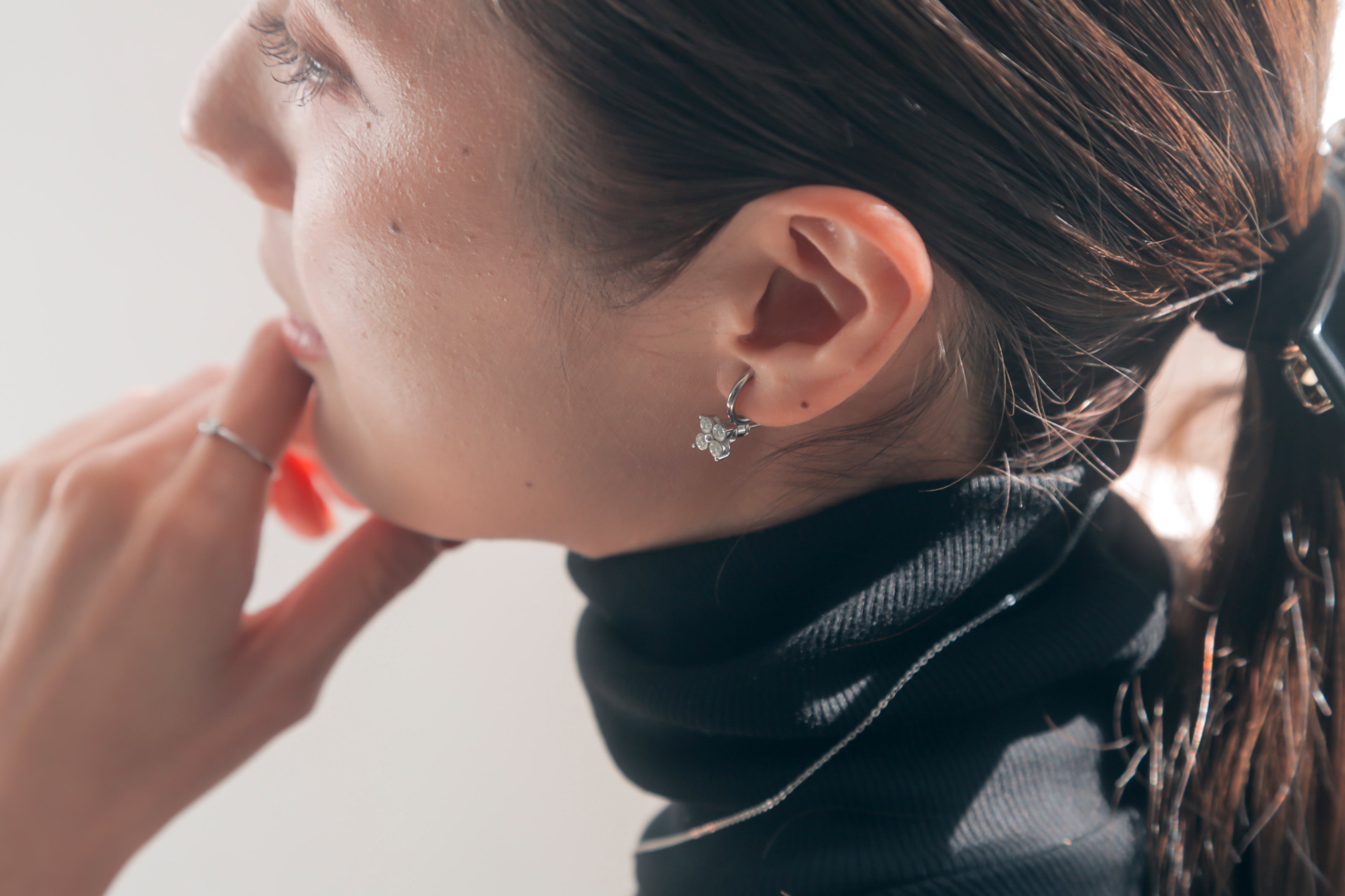 フラワーピアス