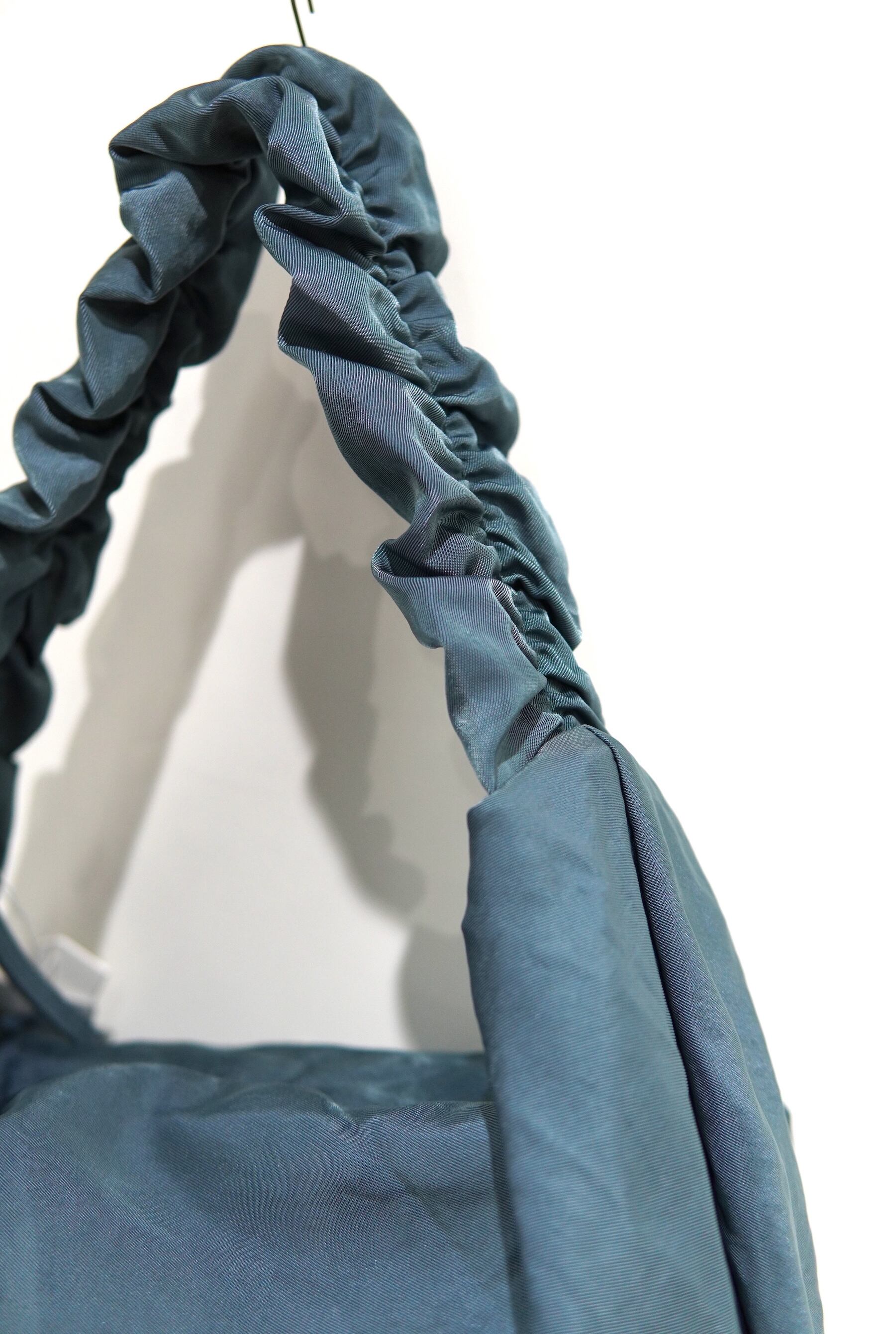 OUAT / OFFICE BAG / BLUE GRAY | POETRY