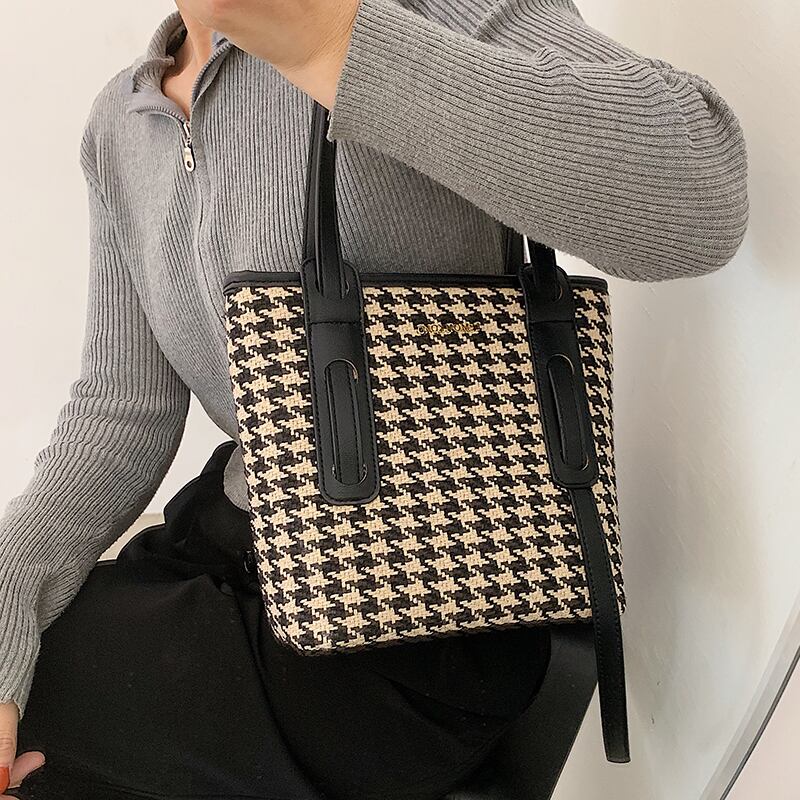 オータムウィンターレッド 秋物 冬物 手作りハンドバック38876855762