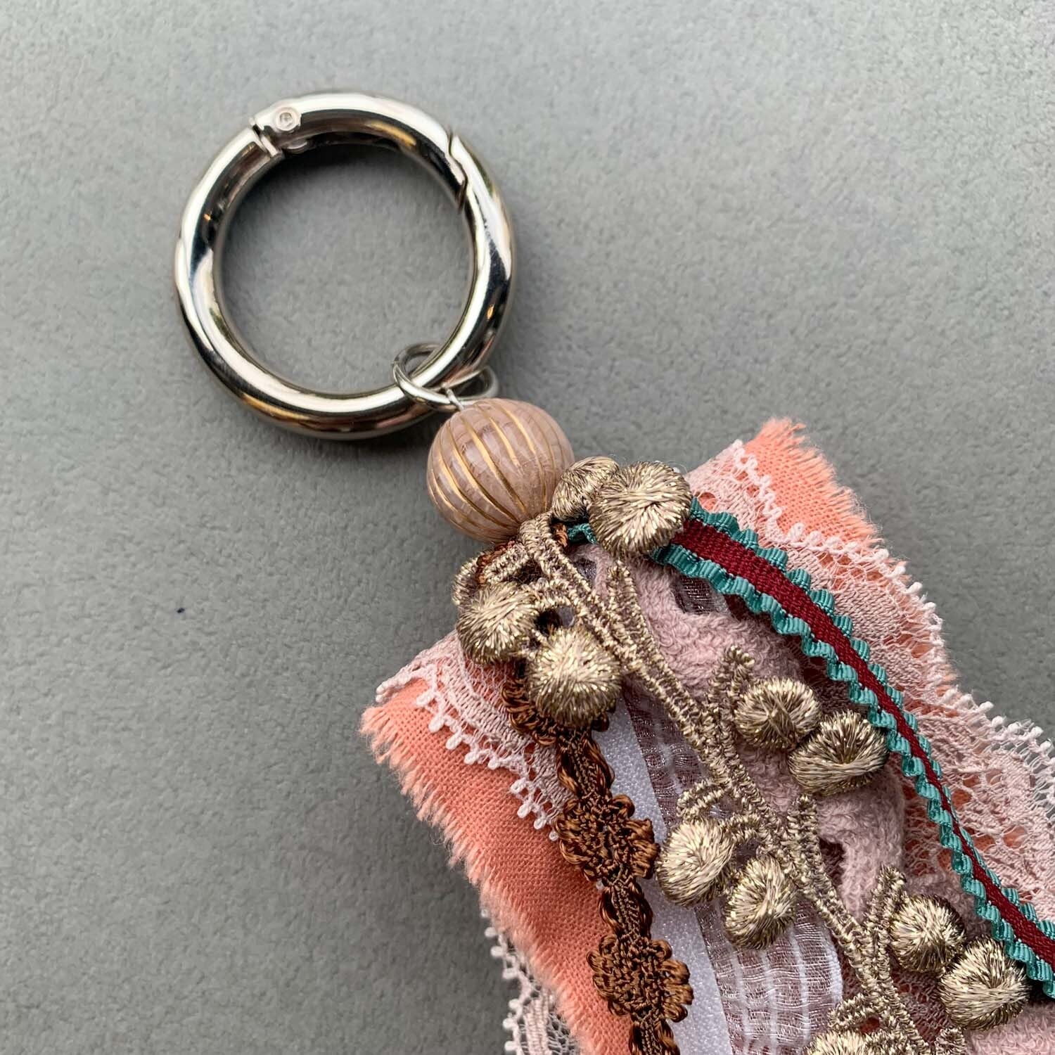 いろいろリボンのタッセルバッグチャーム | Dua-アクセサリーパーツ