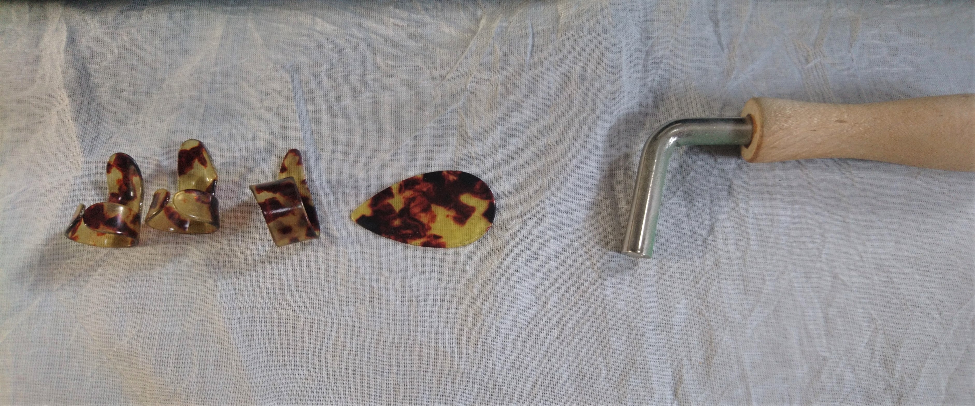 中古］クロマハープ Tokai | おもちゃ楽器.com