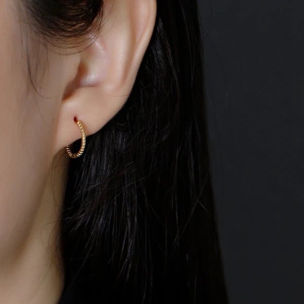 金アレ対応 ツイストフープピアス(0830)