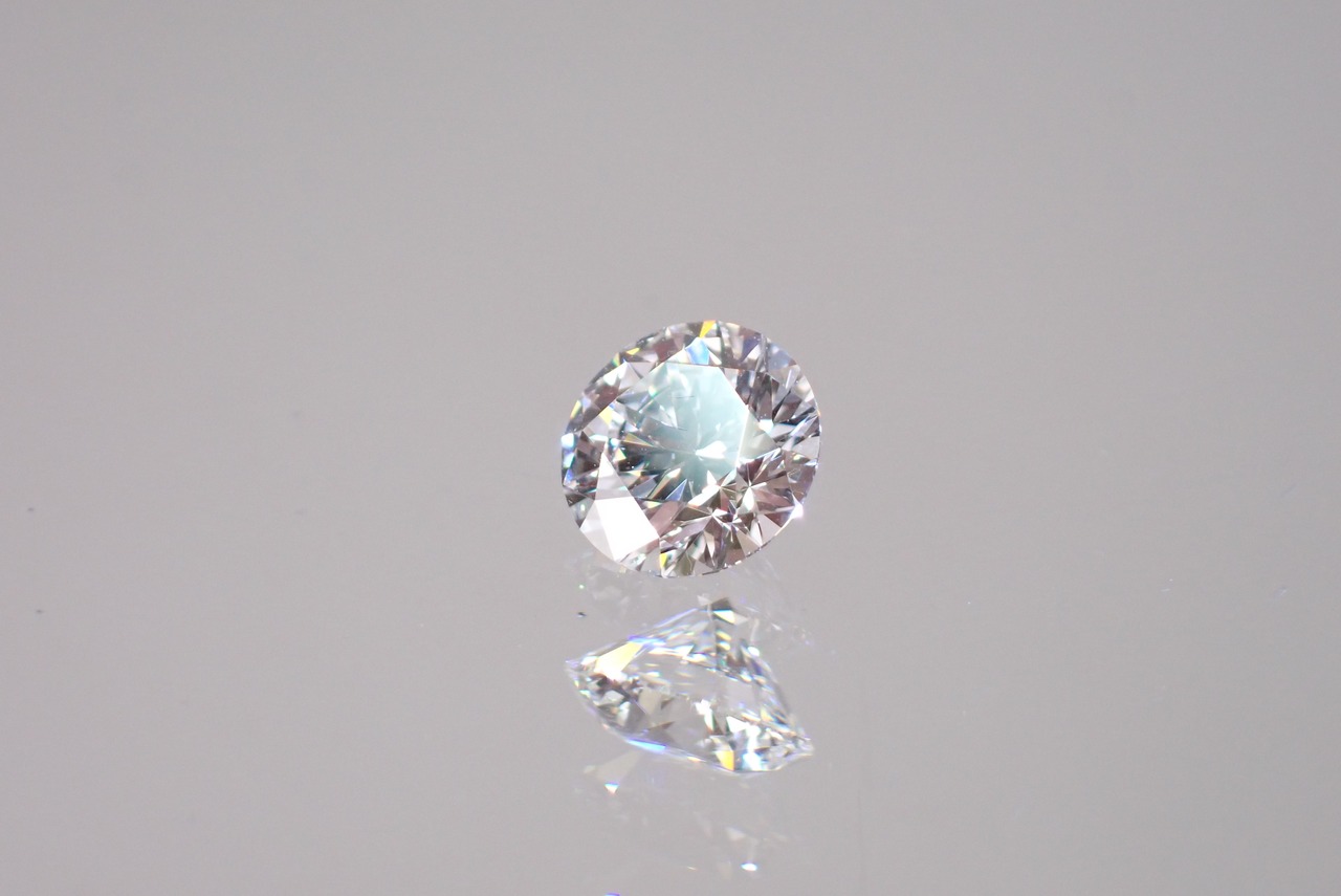 ラボグロウンダイヤモンド 　IGI鑑定書付 E/VVS2/ID/0.53ct　[D4-249]
