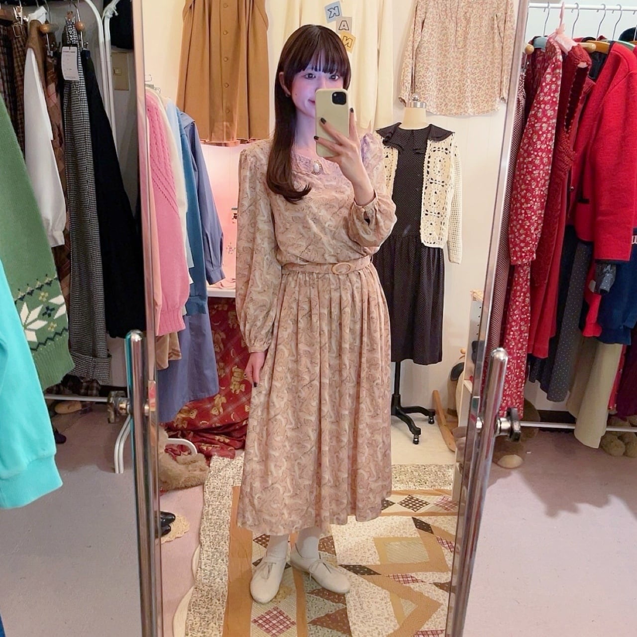 antique paris pattern pearl brooch one-piece