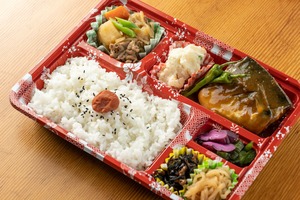 鯖の味噌煮弁当