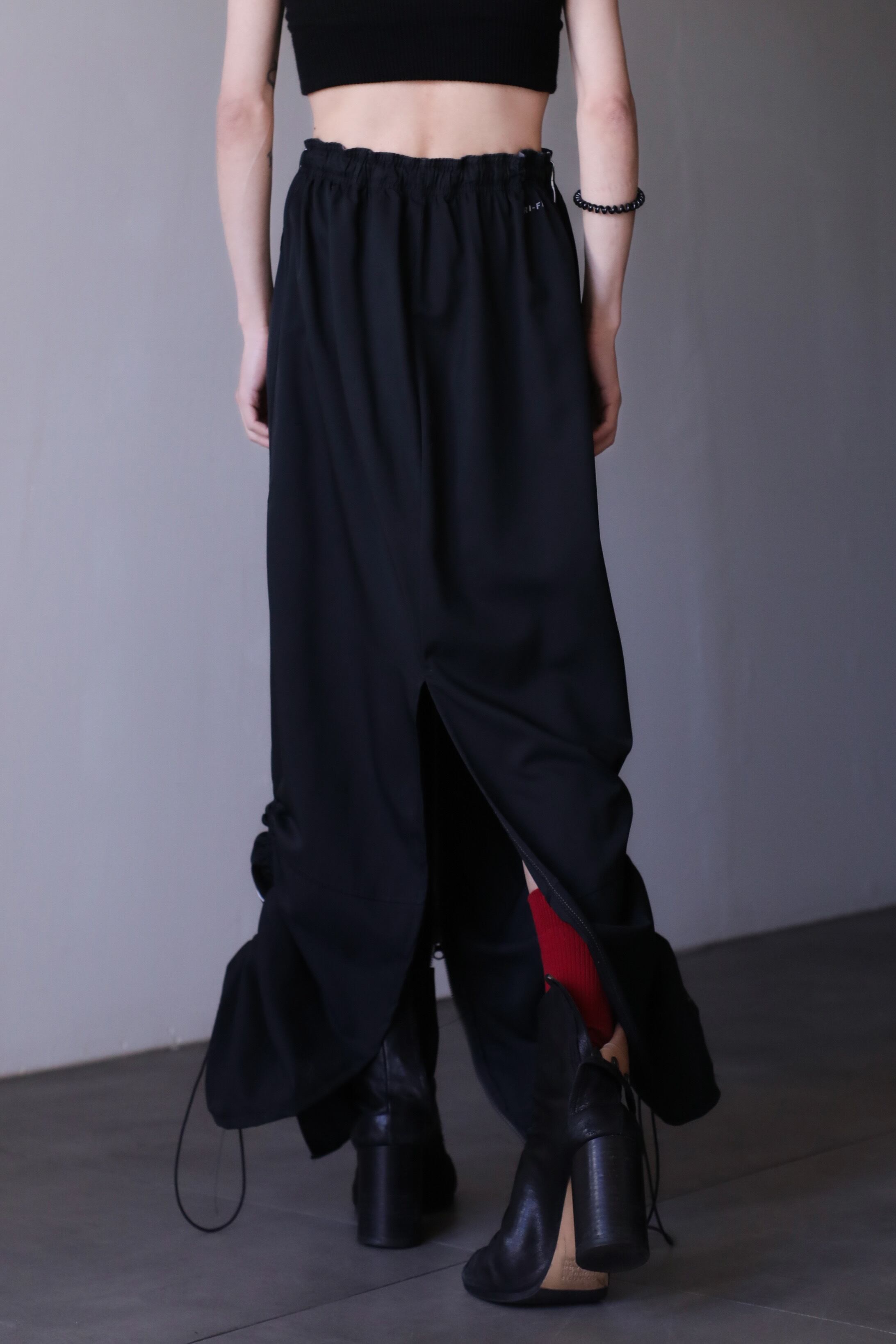 NIKE tech drawstring design center zip maxi skirt | oo vintage
