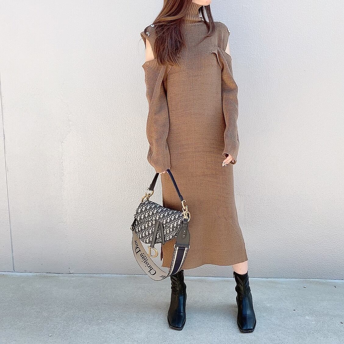 Offshoulder knit OP /moca (即納商品)