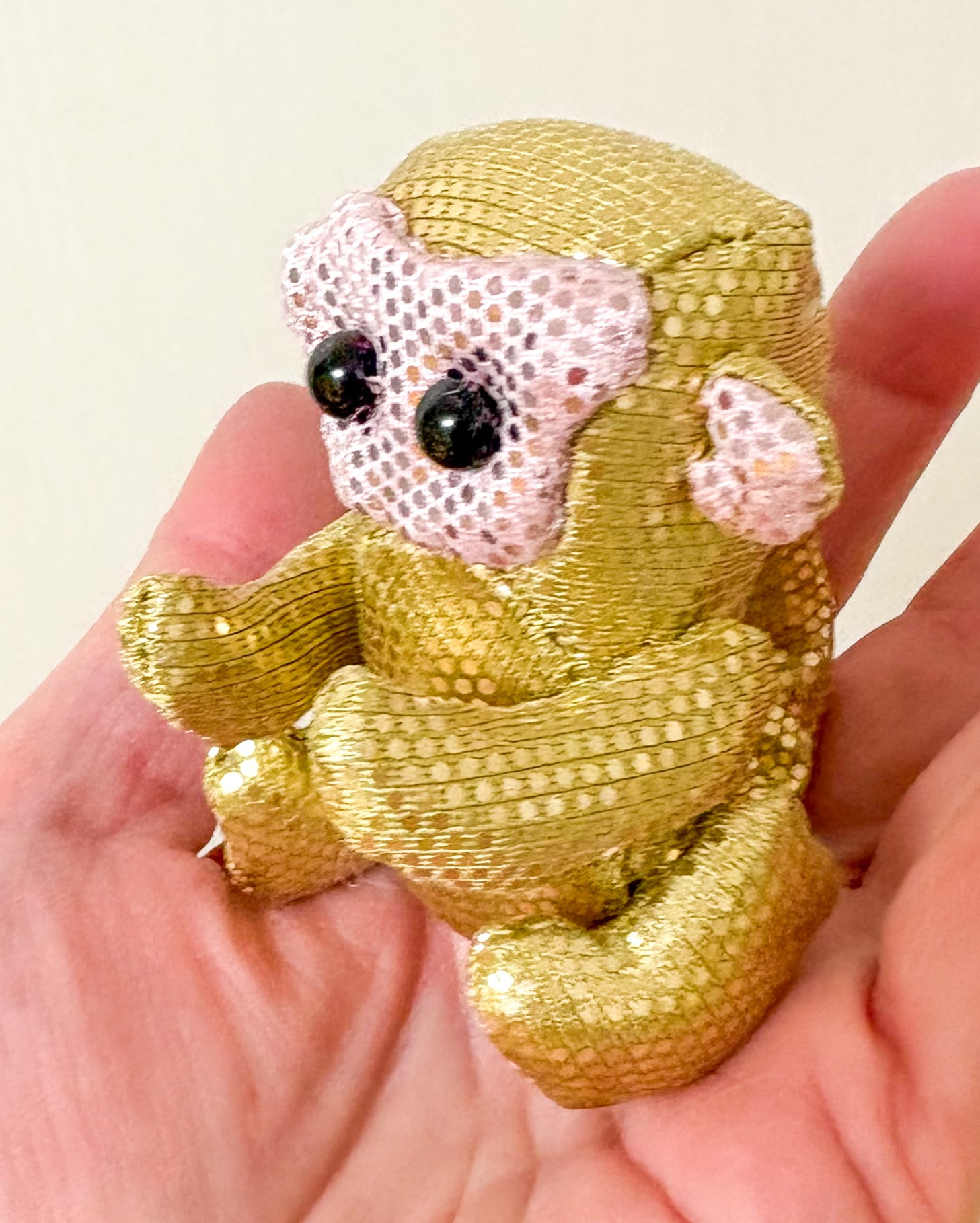 つくもぐるみの社