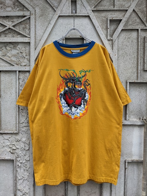 "DRAGON & SKULL" ringer tee