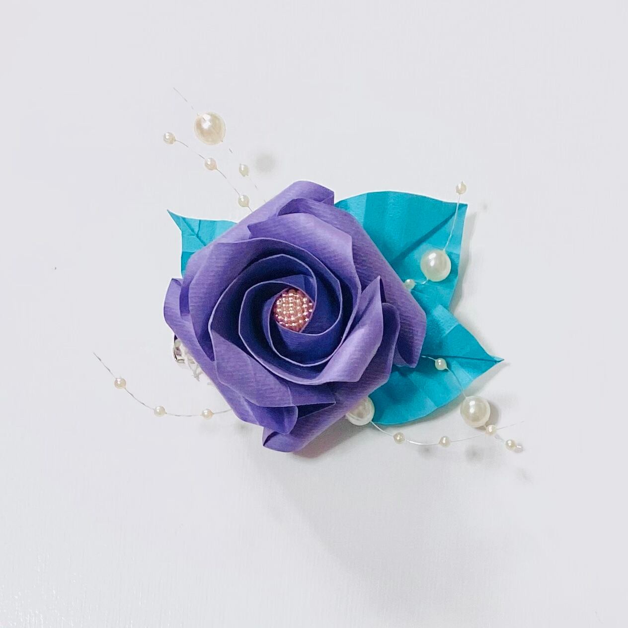 バラ折りブローチ(大)紫色 | RBi Flower Art（ラビフラワーアート） powered by BASE