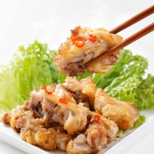 【冷凍おかず/即韓DELIシリーズ/豚足味付け(塩ガーリック味)】【250g】※電子レンジ対応