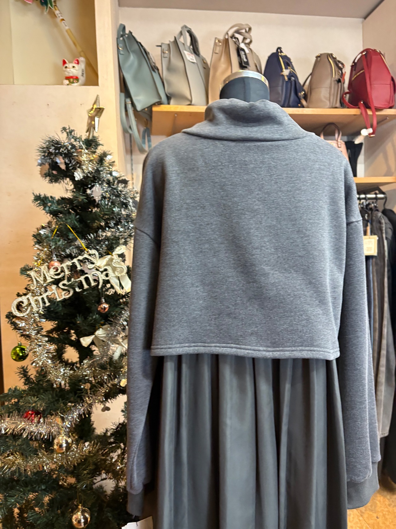 felini ハイネック裏起毛ワンピース　56125