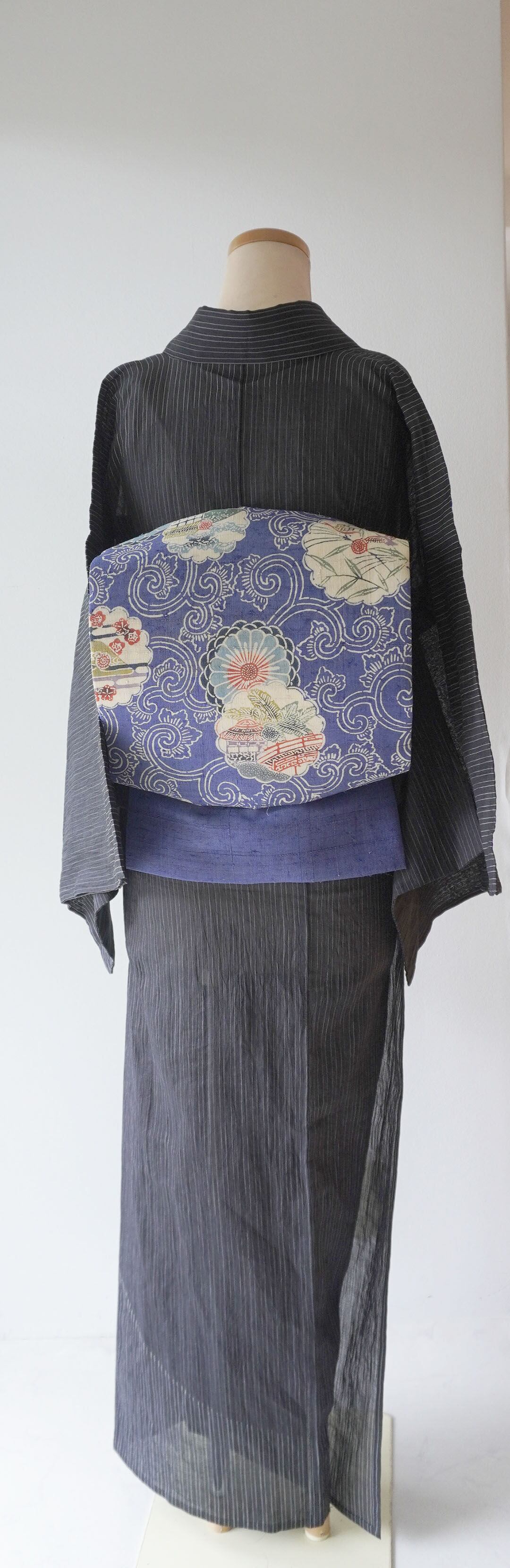 夏・麻】染織工芸むら田扱い 小千谷縮 トールサイズ 濃紺色 縞文 絵羽