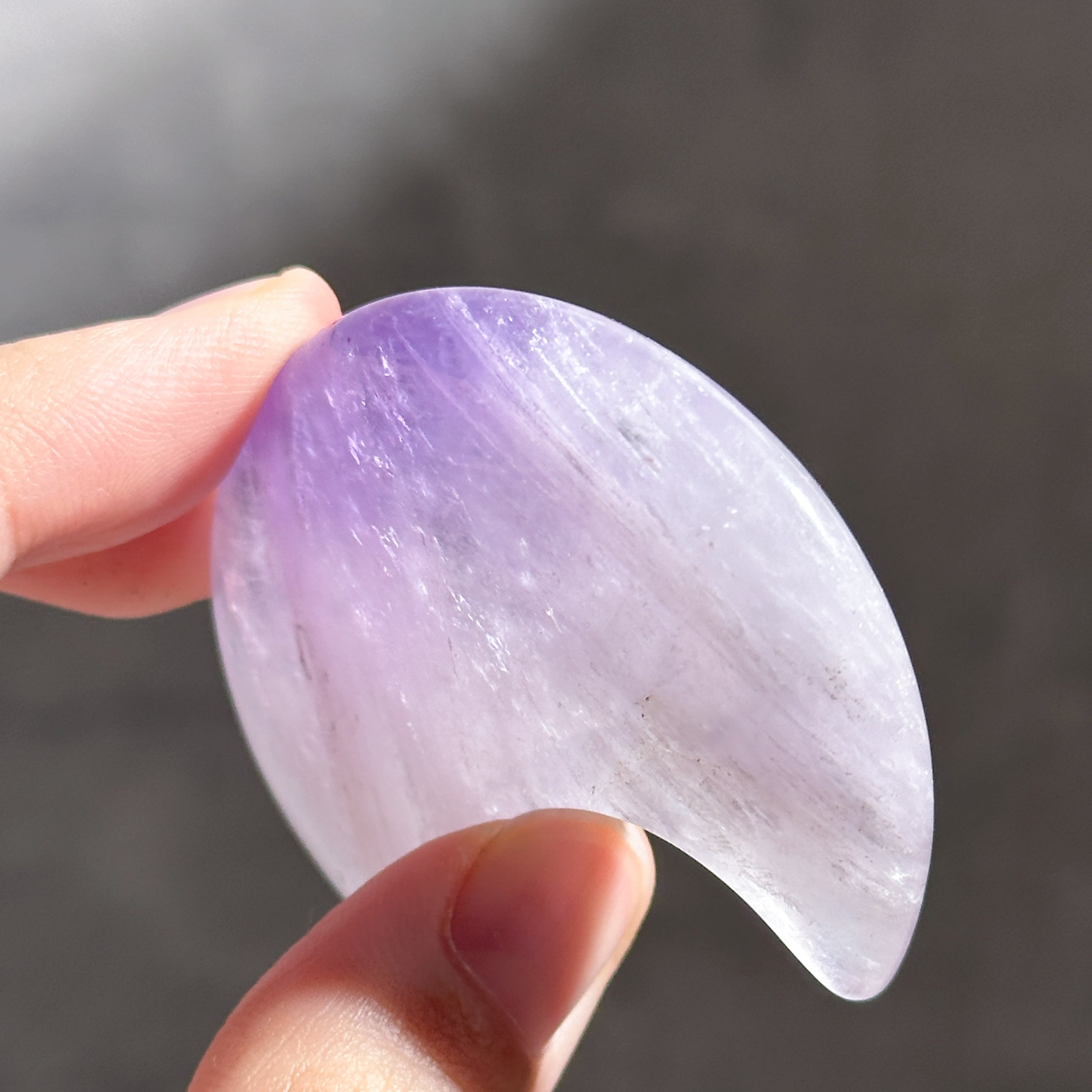 アメジスト 三日月02◇ Amethyst ◇天然石・鉱物・パワーストーン