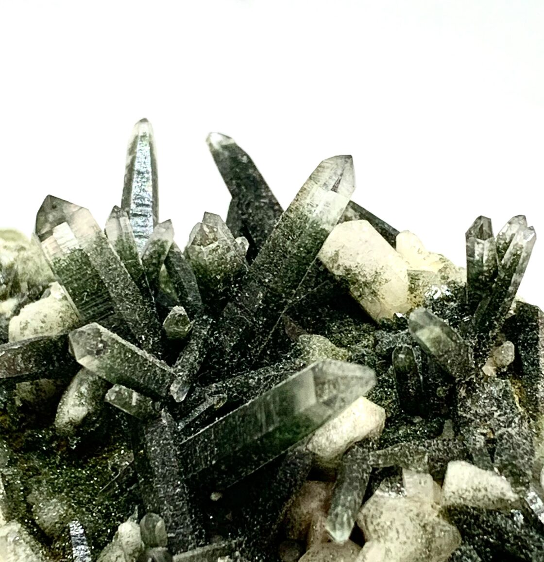 ネパール ガネーシュヒマール産クローライト&ブラックトルマリン