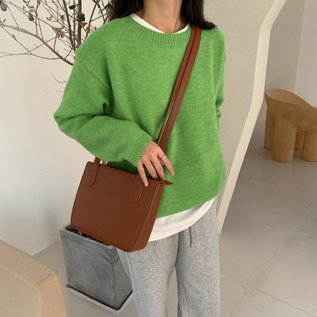 切り替えライン入り　ショルダーバッグ　AS103-003