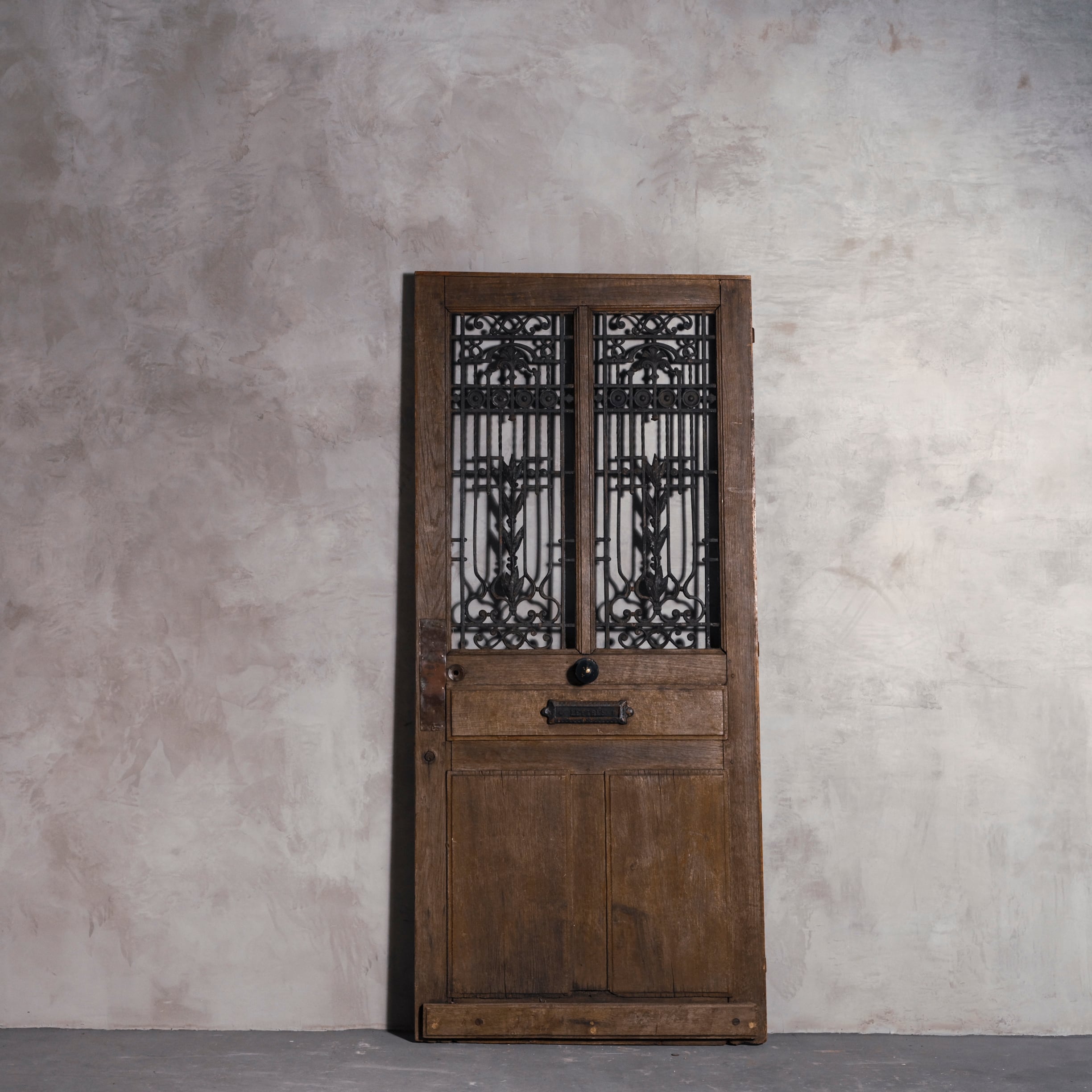 ドア/アイアンドア/シングルドア/アンティークドア/建具/店舗什器/ディスプレイ/撮影背景/撮影アイテム/スタジオ