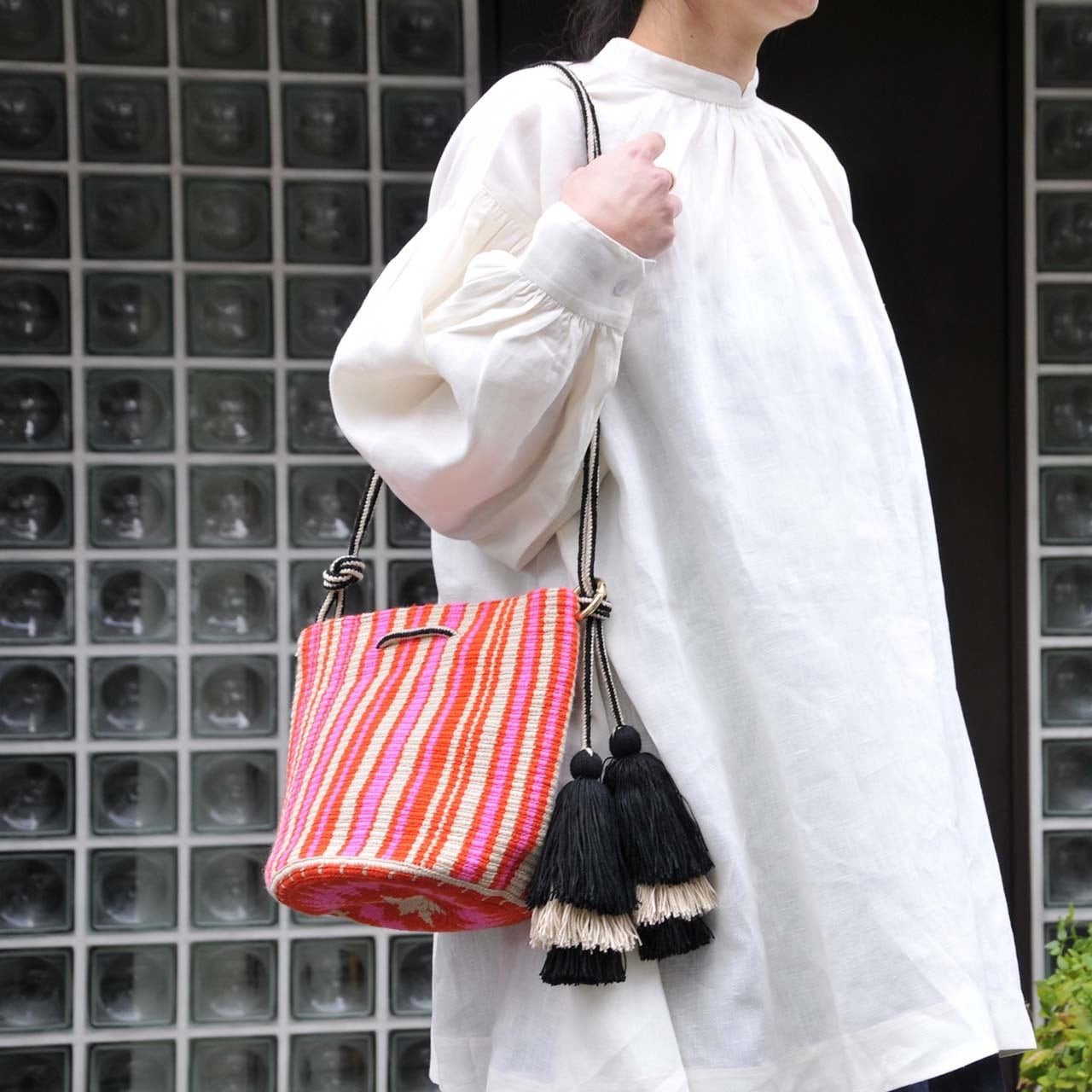 ショルダーバッグ CHILA BAGS Poblado Bag Large Black Poblado B Large Bag | Wayuu Bags | Chila Bags