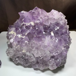 ブラジル産・アメジスト原石クラスター☆フローライトハリネズミ付き