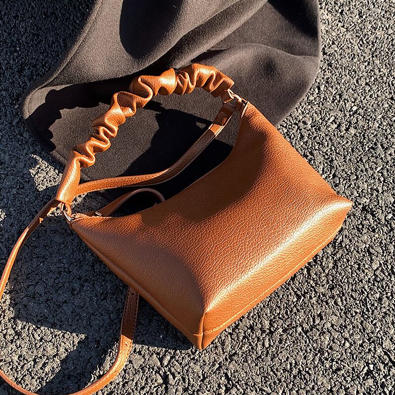 レザーオータムウィンターシングル 秋物 冬物 ハンドバッグ メッセンジャーバッグ Tiancai_Wing_Bag44039285078