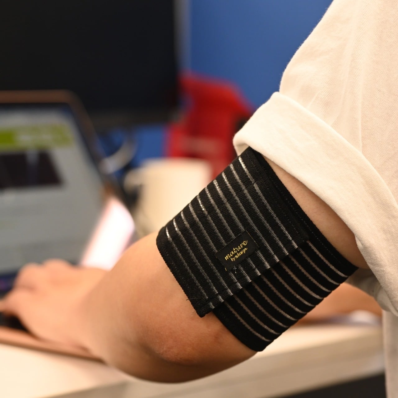 adjustable supporter black ［アジャスタブルサポーター］ | mature