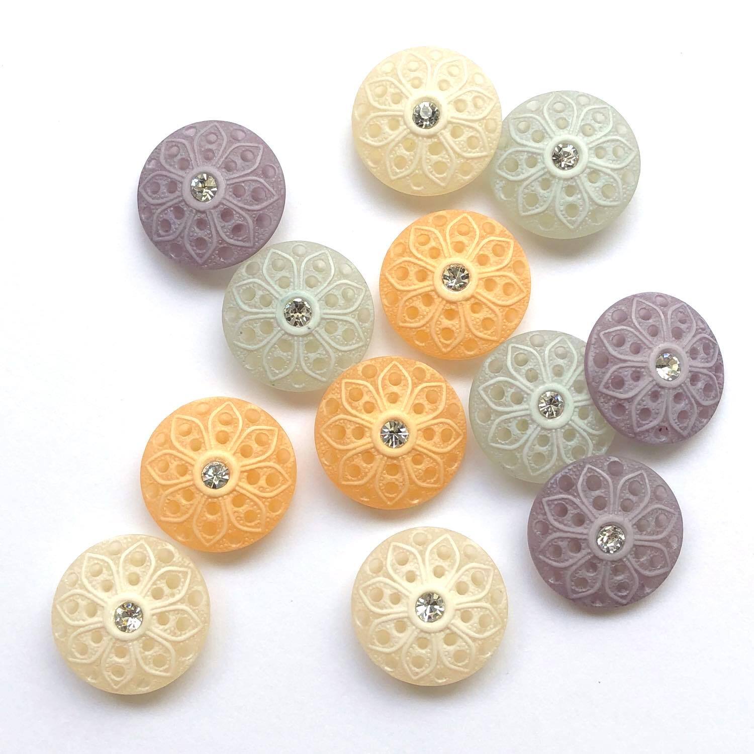 マットカラフルお花模様ボタン Dua アクセサリーパーツショップ