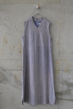 Pintuck pattern chemical wash dress