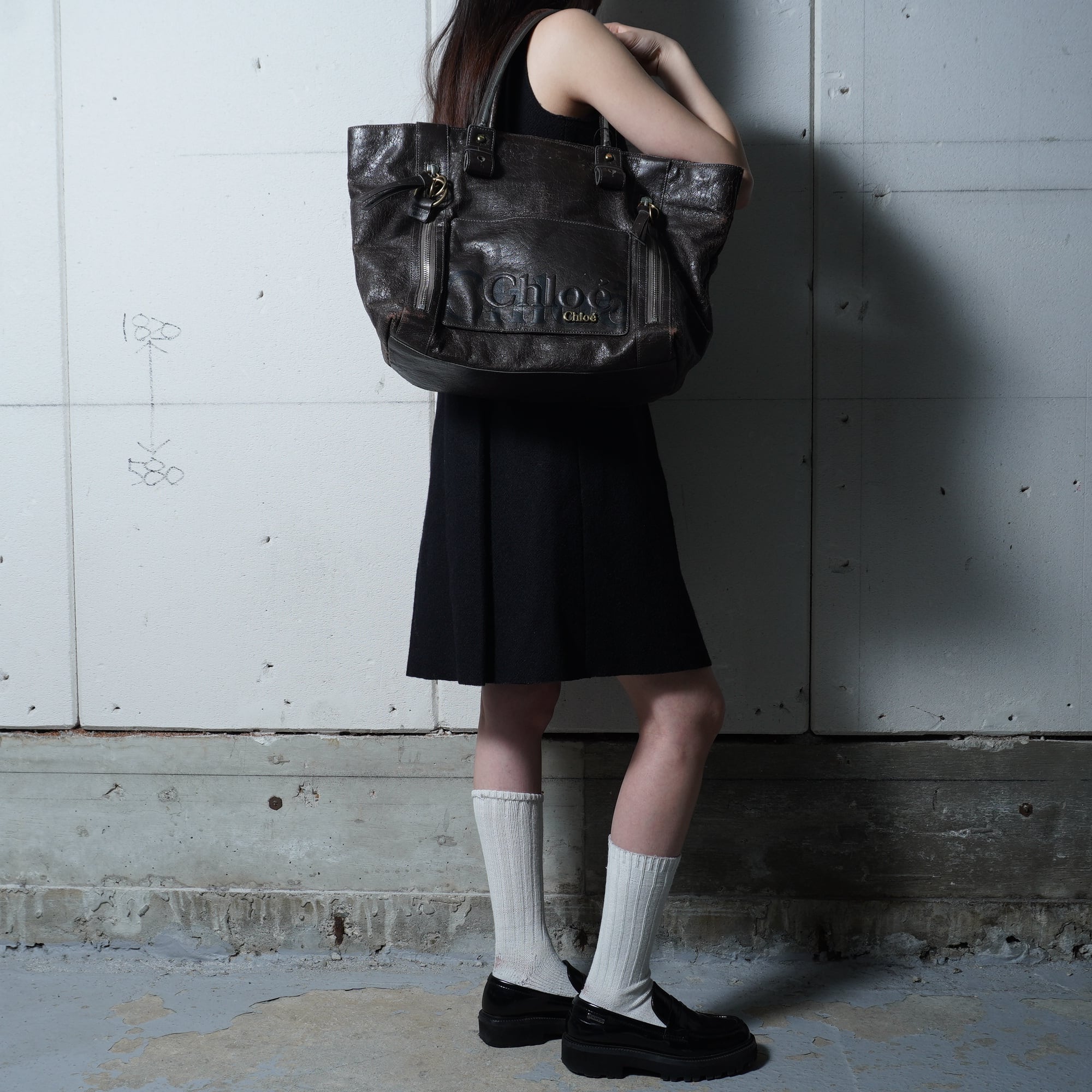 Chloe】クロエ ロゴ入エクリプスレザートートバッグ black | MIXHIVE