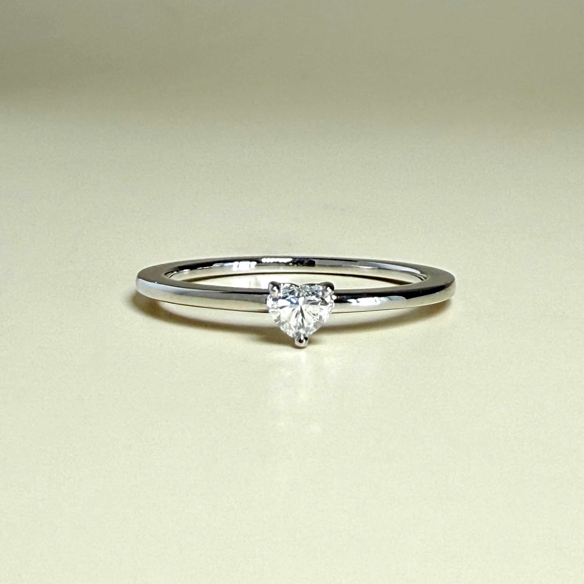 k18 WG/YGハートシェイプダイヤモンドリング k18 WG/YGハートシェイプダイヤモンドリング