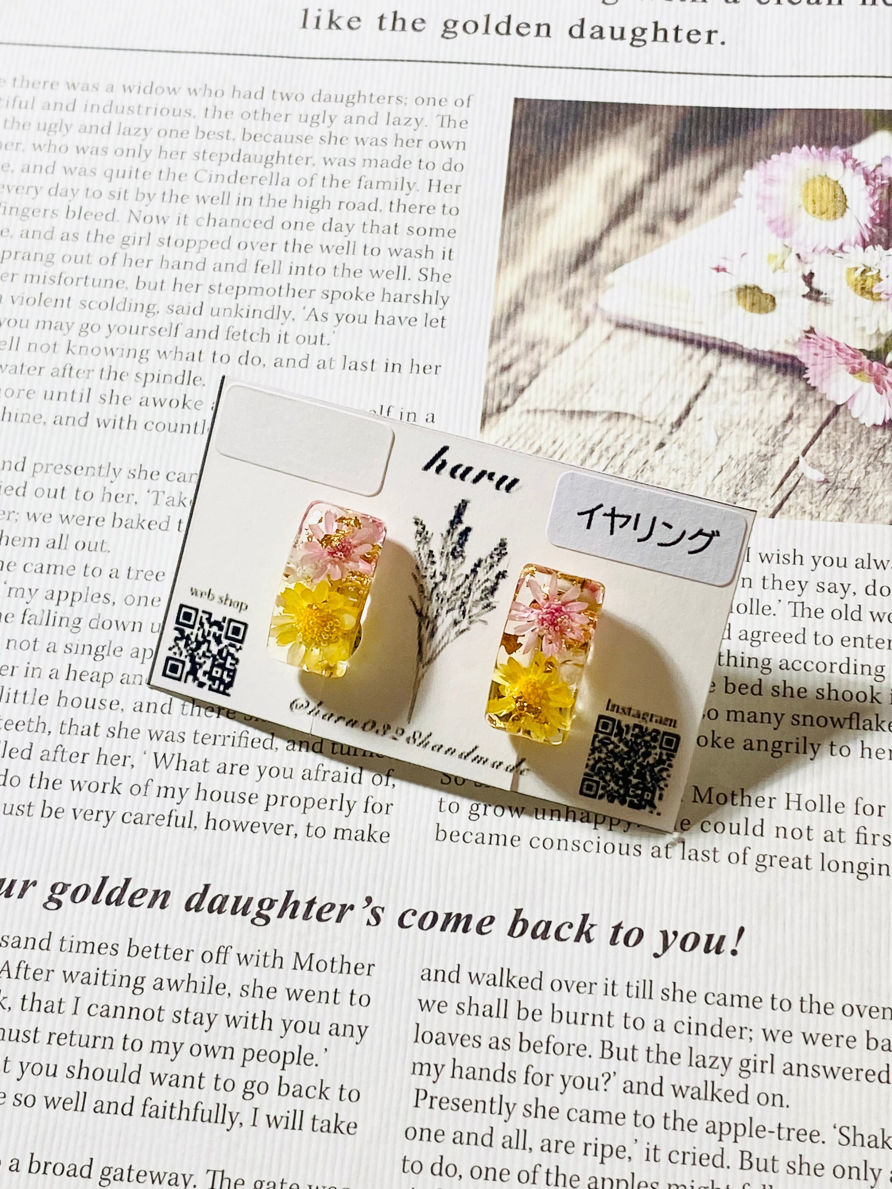 SALE！！スターフラワーのイヤリング レジン