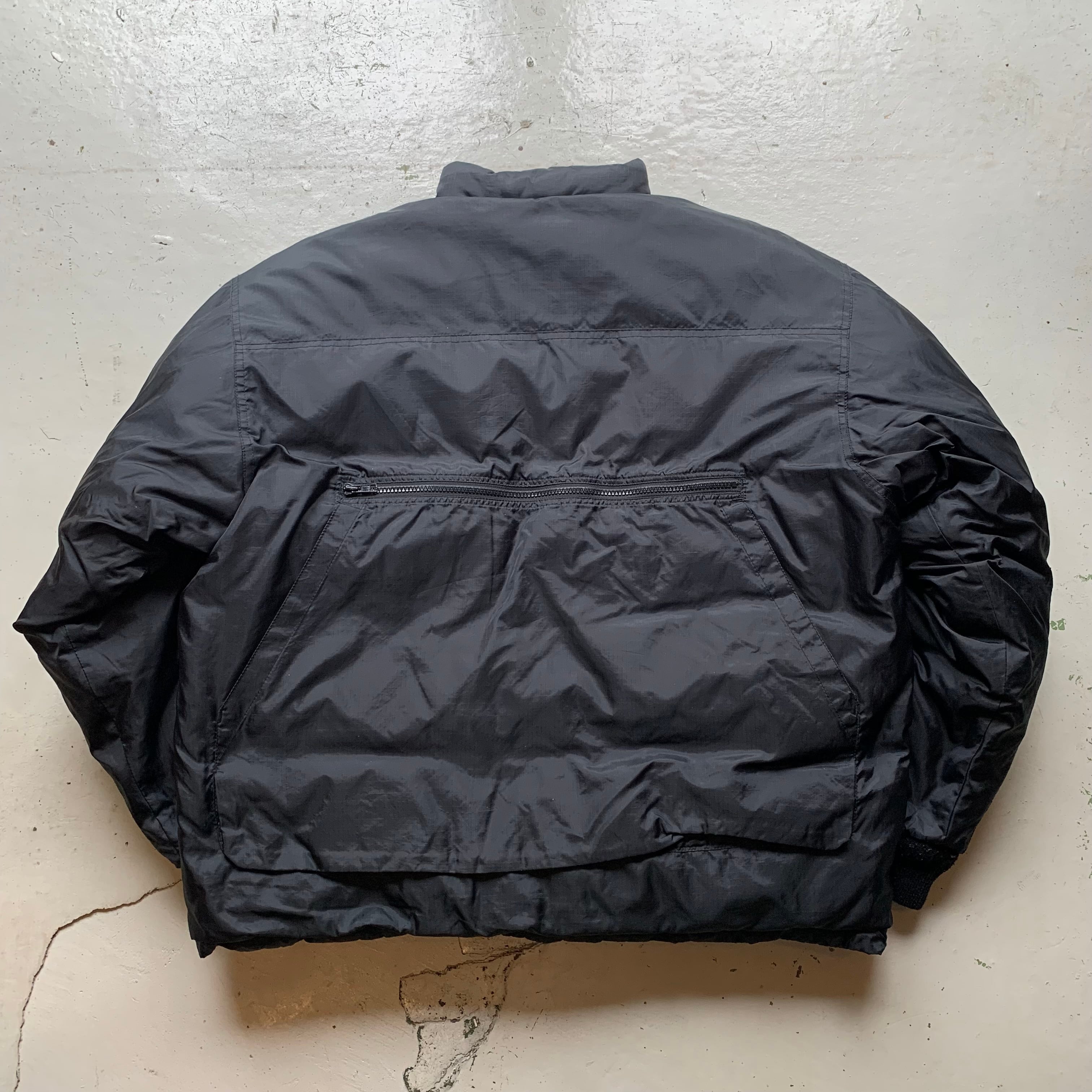 s "old stussy" reversible fishing down jacket   HAR DNAL
