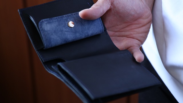 ALA 【half Wallet】-アラスカベリー-