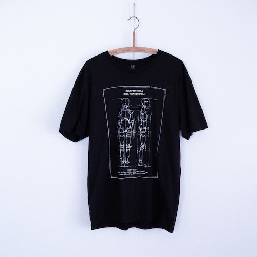 Tシャツ: 「Blueprint of a ball-jointed doll」黒