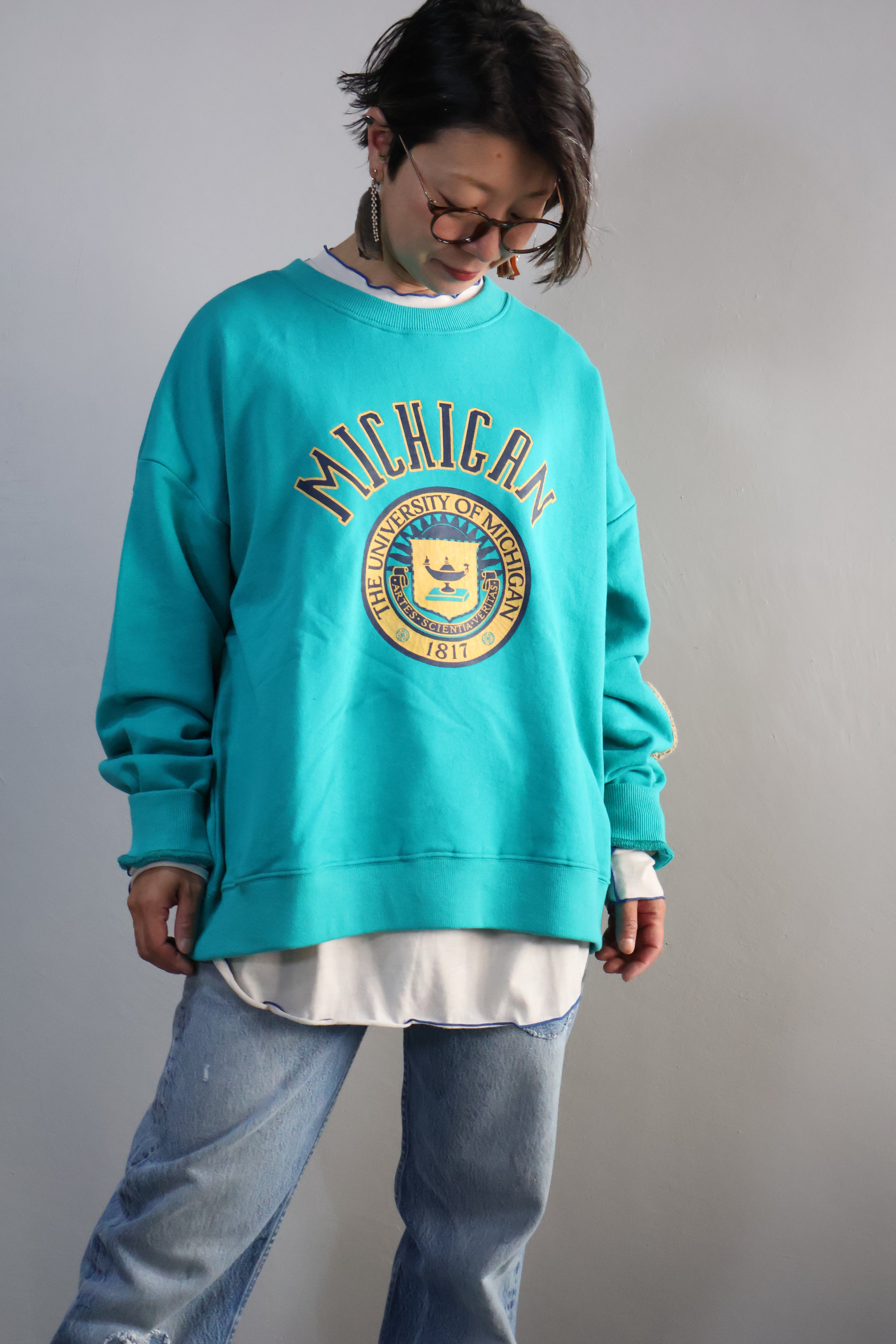 裏毛カレッジプリントスウェット【12506-279-10】2025AW | KAKELA&TRANQUIL