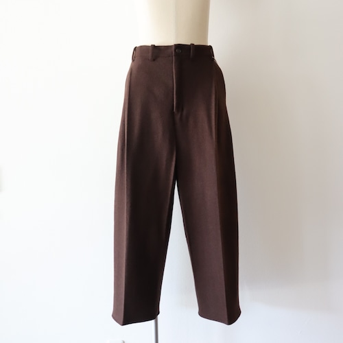 nonnotte " Draping Crotch Box Pleats Trousers (Original Geometric Brown Top)"