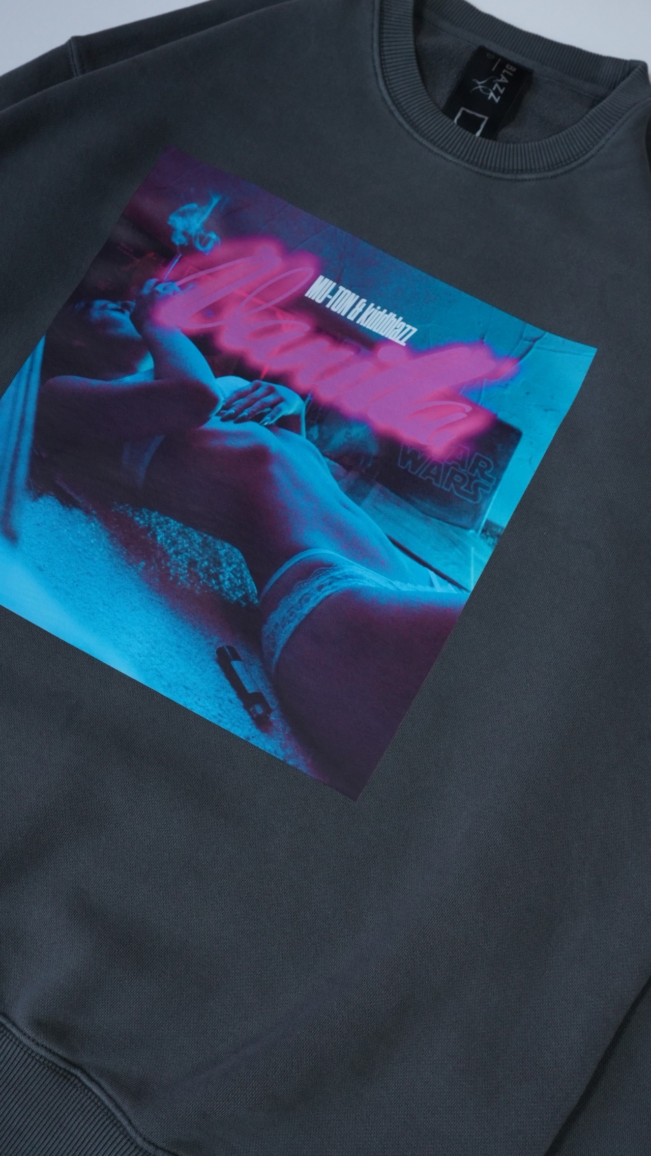 MU-TON and kiddblazz "VANILLA" Washed Sweat Shirt [Vintage Black]