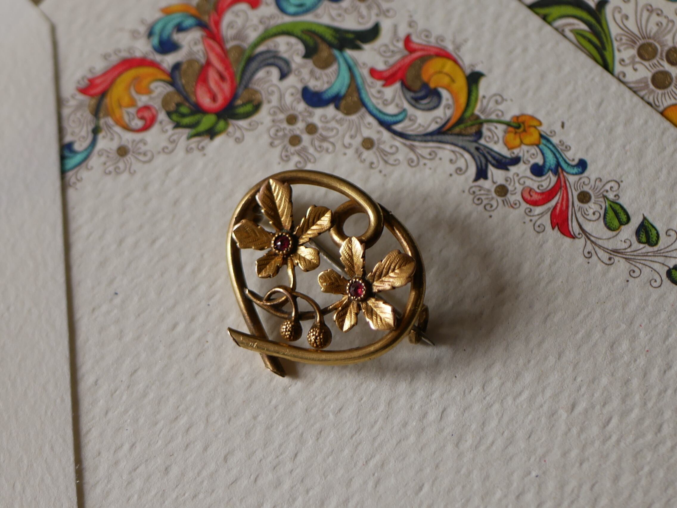 アールヌーヴォー ゴールドプレート アンティークブローチ フランスアンティーク ブロカントのある暮らし