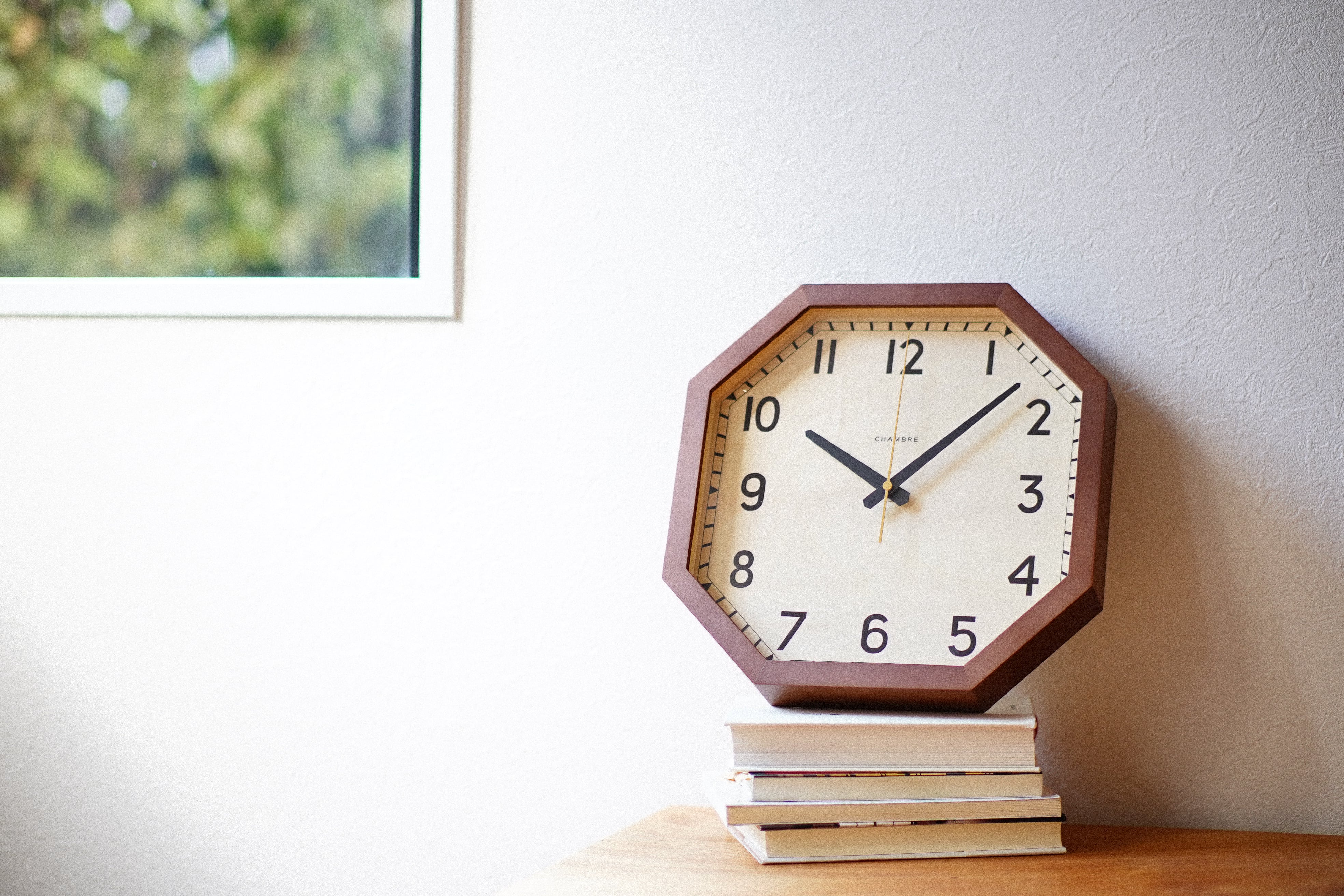 掛け時計 OCTAGON CLOCK【BROWN】 | シャンブル【CHAMBRE】byインターゼロ