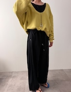 【新作5%OFF・3日間】Deep U-neck Sweat_3colors